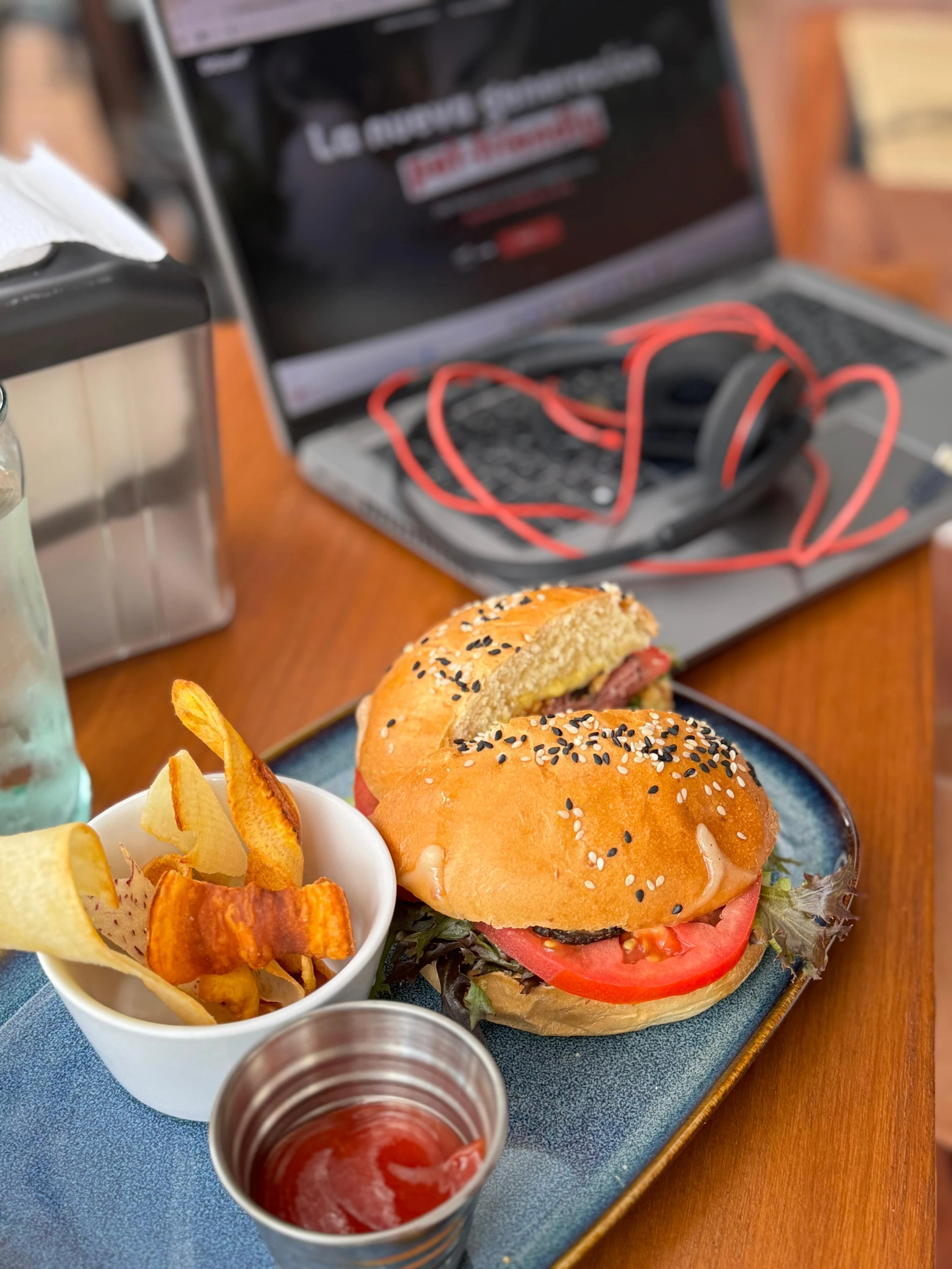 Comida para compartir en Dwoof Coffee Experience